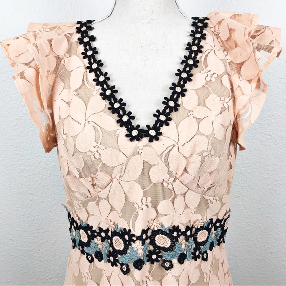 Anna Sui Floral Lace Dress Appliqué - Picture 2 of 7